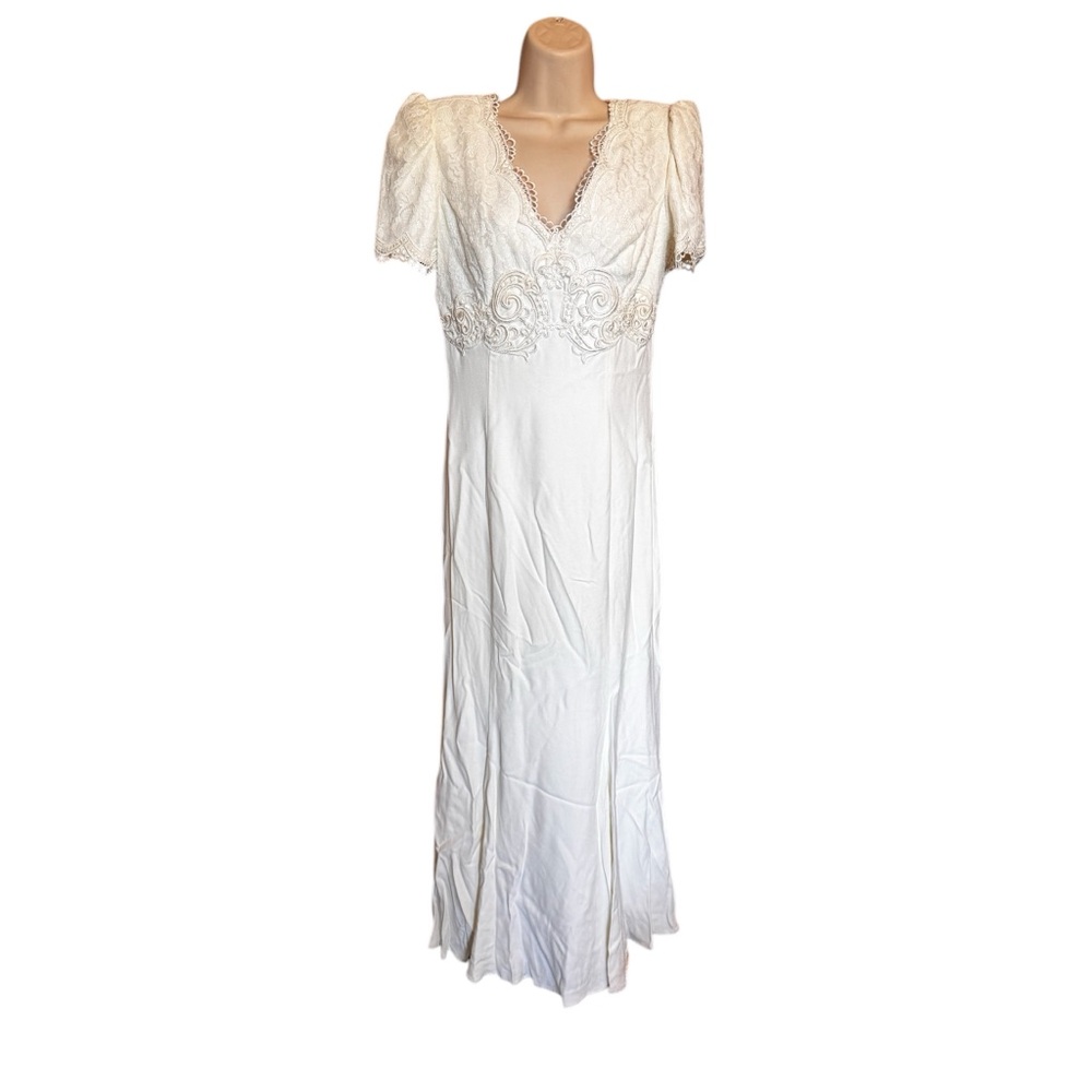 Scott McClintock White Wedding Dress